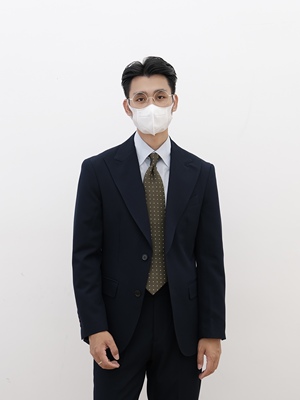 商务秋冬戗驳领合身西服
