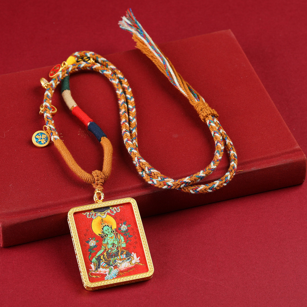 藏式半手绘粗砂唐卡项链嘎乌盒新中手绘唐卡吊坠电商直播货源