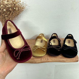 韩版童鞋2025女童冬季新款金丝绒蝴蝶结公主皮鞋儿童加绒保暖棉鞋