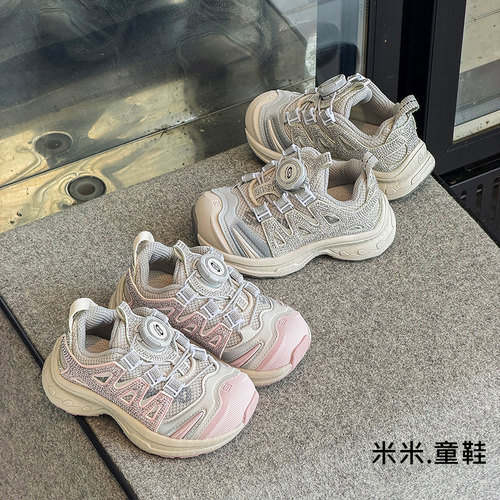 2026秋季新款带钻女童老爹鞋轻便防踢儿童运动鞋小童休闲单鞋软底