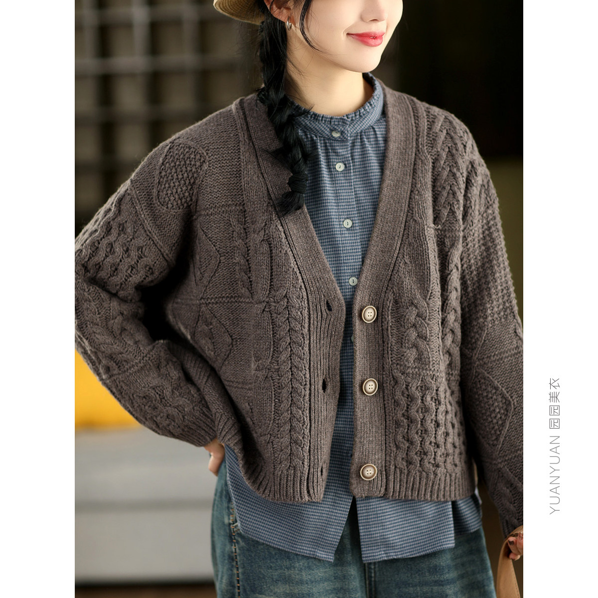 高品质 重工绞花羊毛针织外套春款时尚麻花短款毛衣开衫外搭上衣