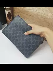 Fashion retro handbag 2022 new soft leather real wallet casual clip bag for both men and women, couple's trendy brand bag
