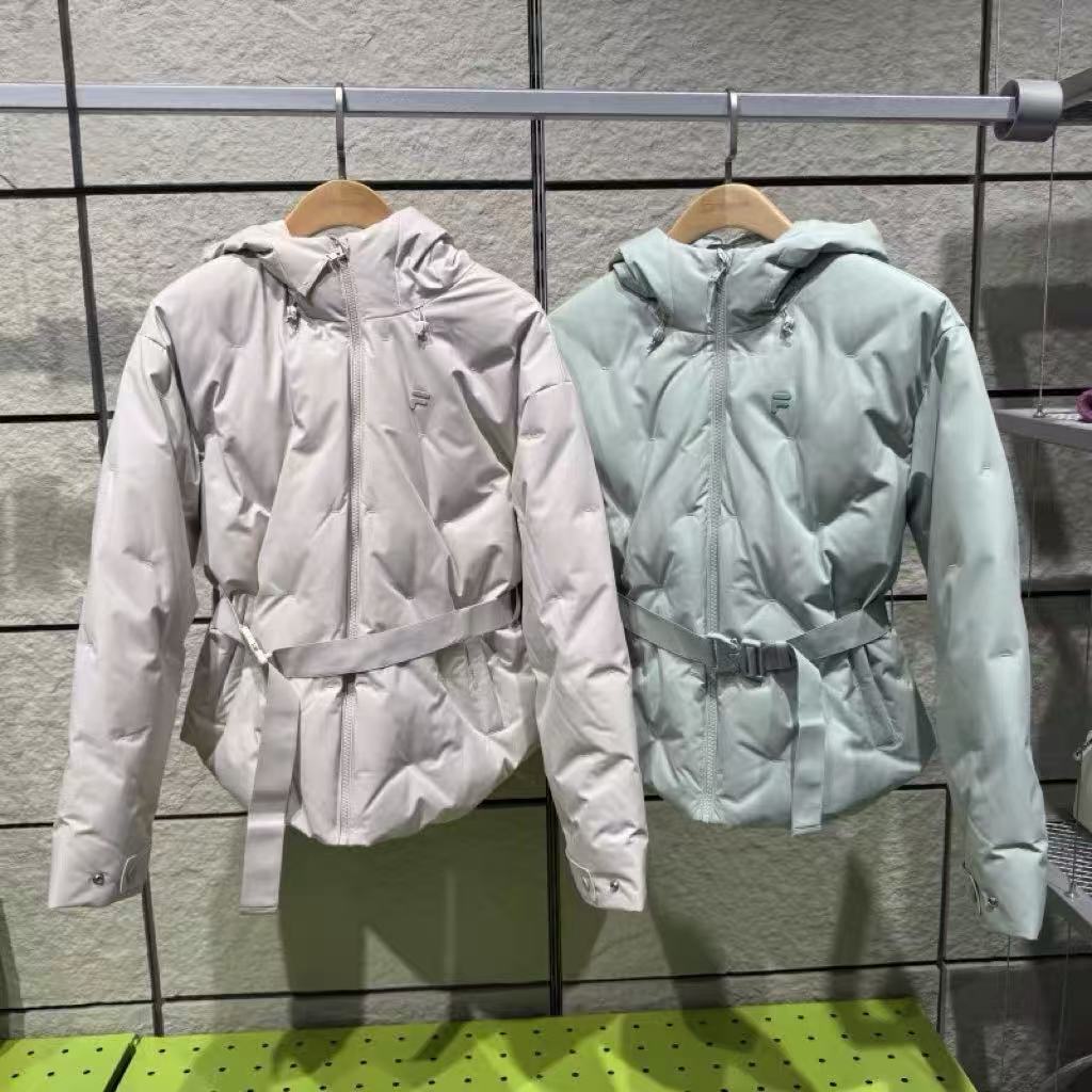 FILA斐乐2026年女子时尚羽绒服