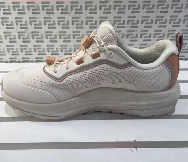 2024年秋新款舒适女鞋FILA轻便