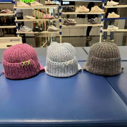 女款冬季潮流休闲运动百搭针织帽