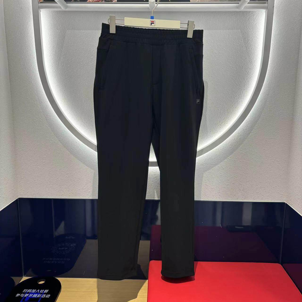 FILA斐乐男装2025年冬新款运动休闲直口针织长裤F11M443602FBK