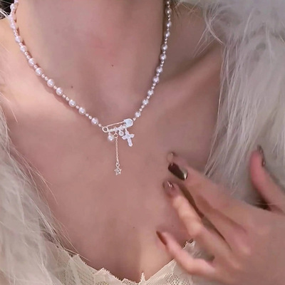 曼塔玫瑰施家珍珠别针十字架锆石项链设计感精致甜美女锁骨链颈链