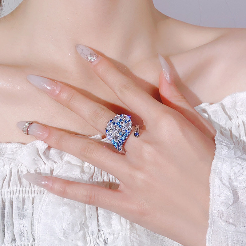 欧美女款轻奢珠宝饰品戒指高级时尚满钻海蓝红宝镶嵌锆石开口戒指