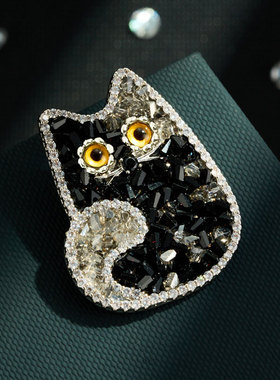 法式轻奢时尚精致可爱双色水晶黑色猫咪胸针百搭宠物动物个性别针