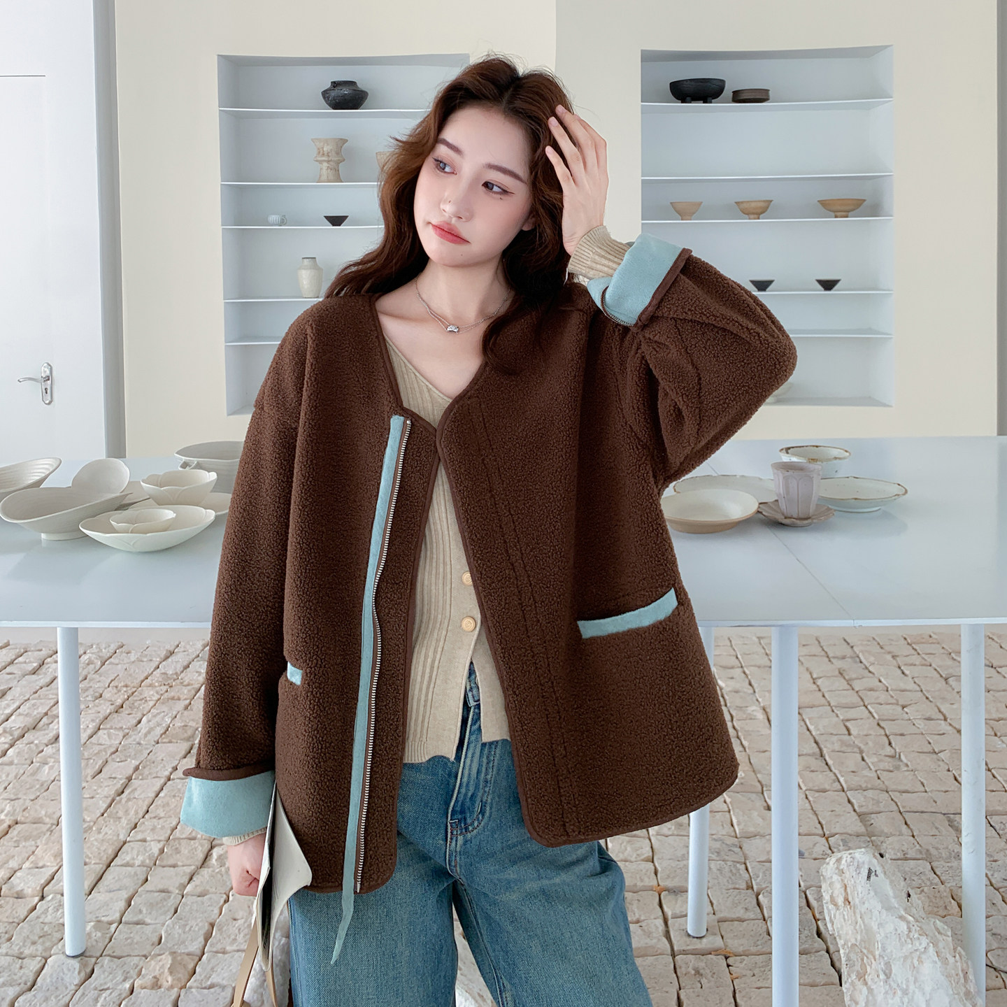 现货2025冬季新款2597-P180-k268撞色羊羔毛短外套,女装短外套,浙宝128（原290）