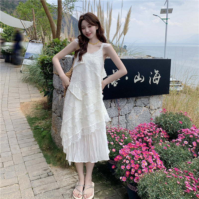 温柔度假风蕾丝花边不规则白色吊带连衣裙女夏2025新款超好看长裙,女装连衣裙,浙宝128（原290）