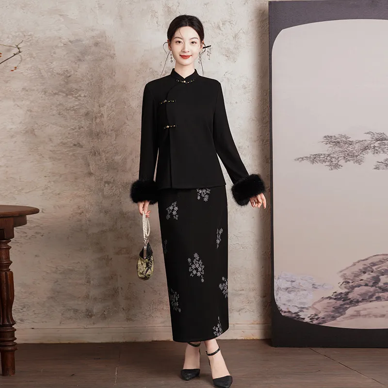 黑色旗袍2026新款女秋冬季长袖加绒加厚冬装新中式改良连衣裙刺绣