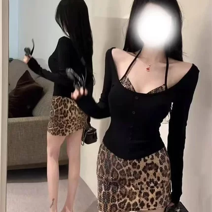 法式性感辣妹豹纹V领挂脖长袖上衣女秋冬新款修身显瘦包臀裙套装