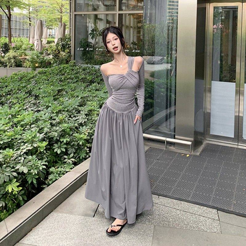 灰色斜肩长袖连衣裙女秋冬季新款法式气质修身收腰显瘦A字长裙子