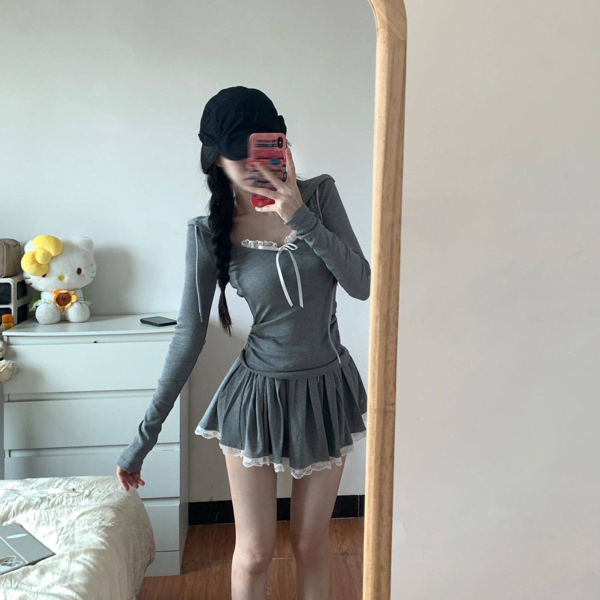 蕾丝拼接灰色短款T恤连帽卫衣辣妹套装女秋季a字半身裙休闲两件套