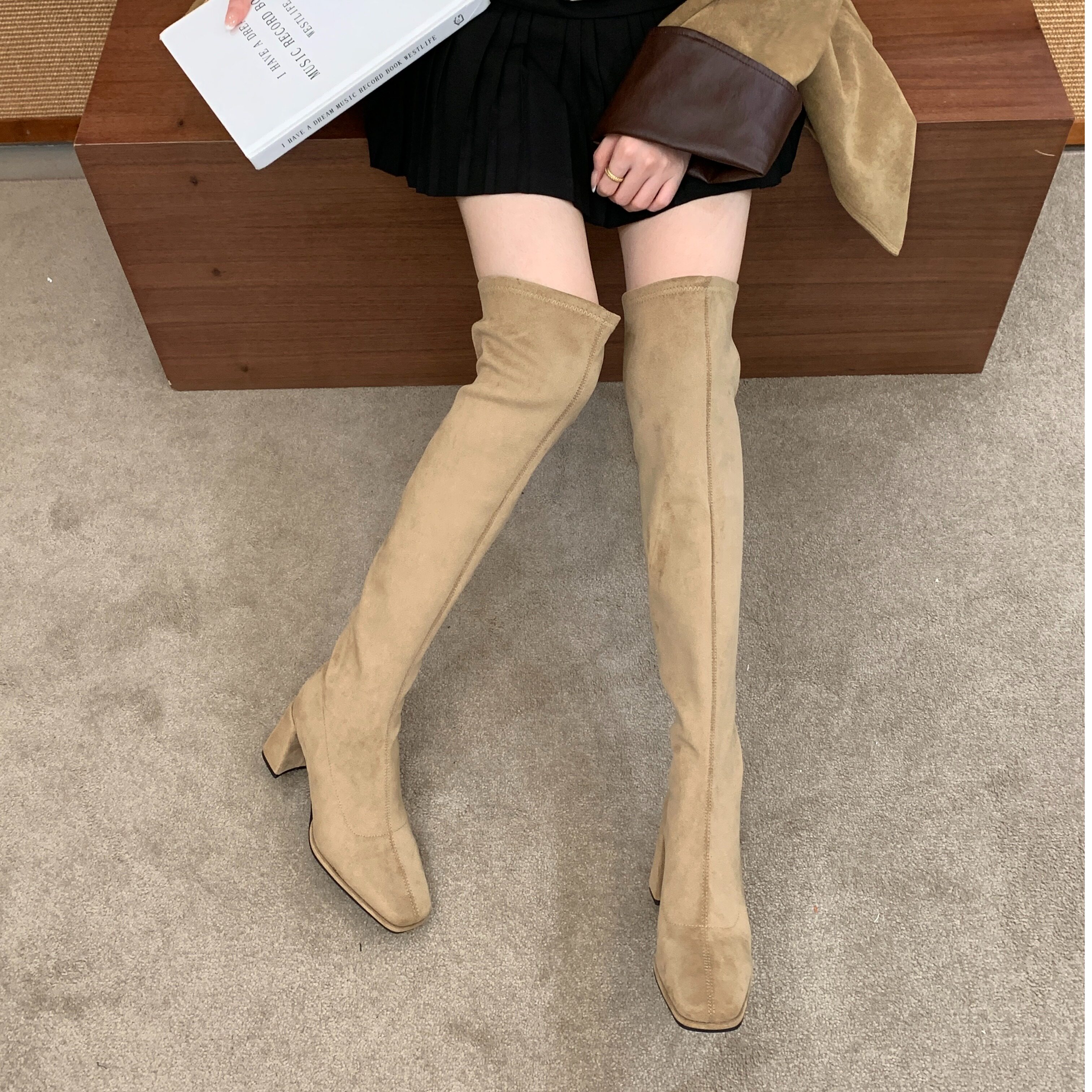 过膝高跟长靴子女2026冬季绒面方头增高小个子高筒粗跟长筒靴