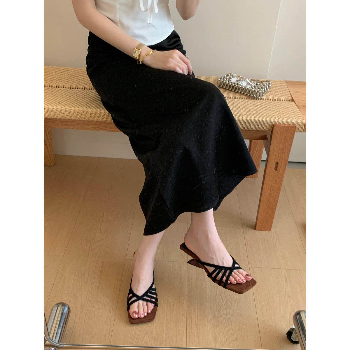 小众设计感交叉细带方头坡跟凉拖女 绒面气质增高外穿高跟凉鞋