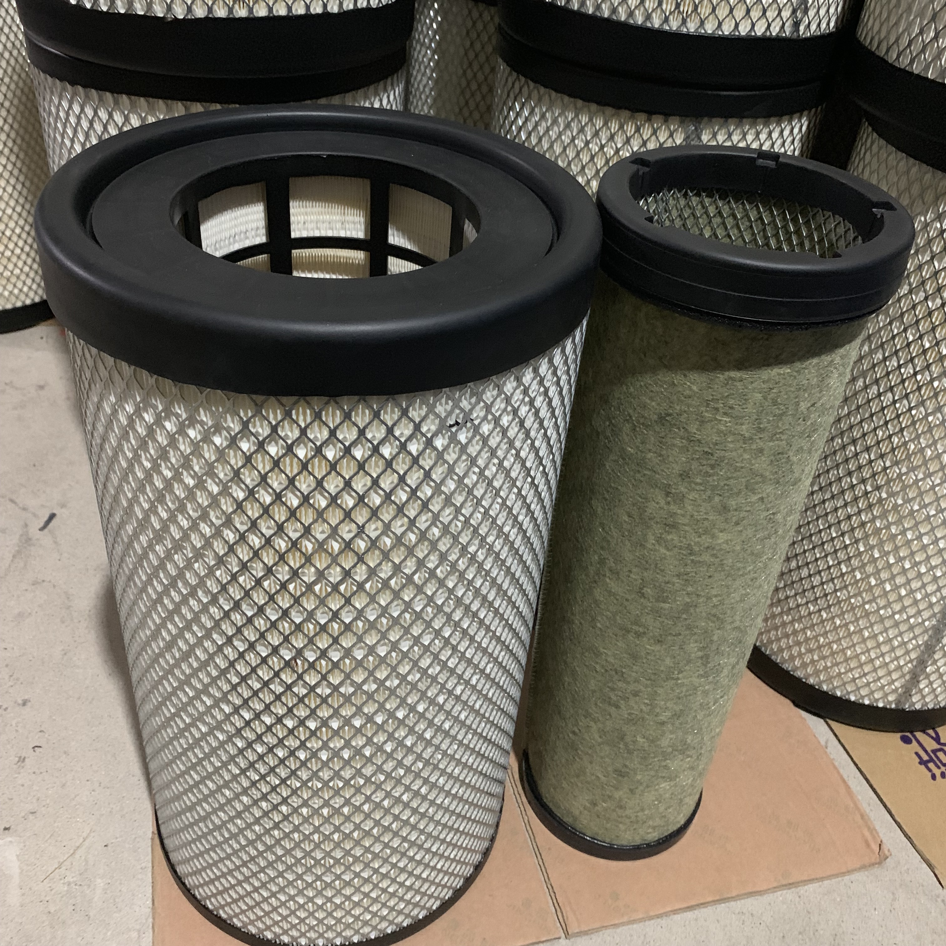 K2547空气滤芯AF04323 AA90189新款东风天锦KR国六2541空滤清器格