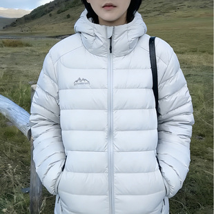女款轻薄短款排骨羽绒服女新款冬季韩版宽松女装大码白鸭绒女平湖
