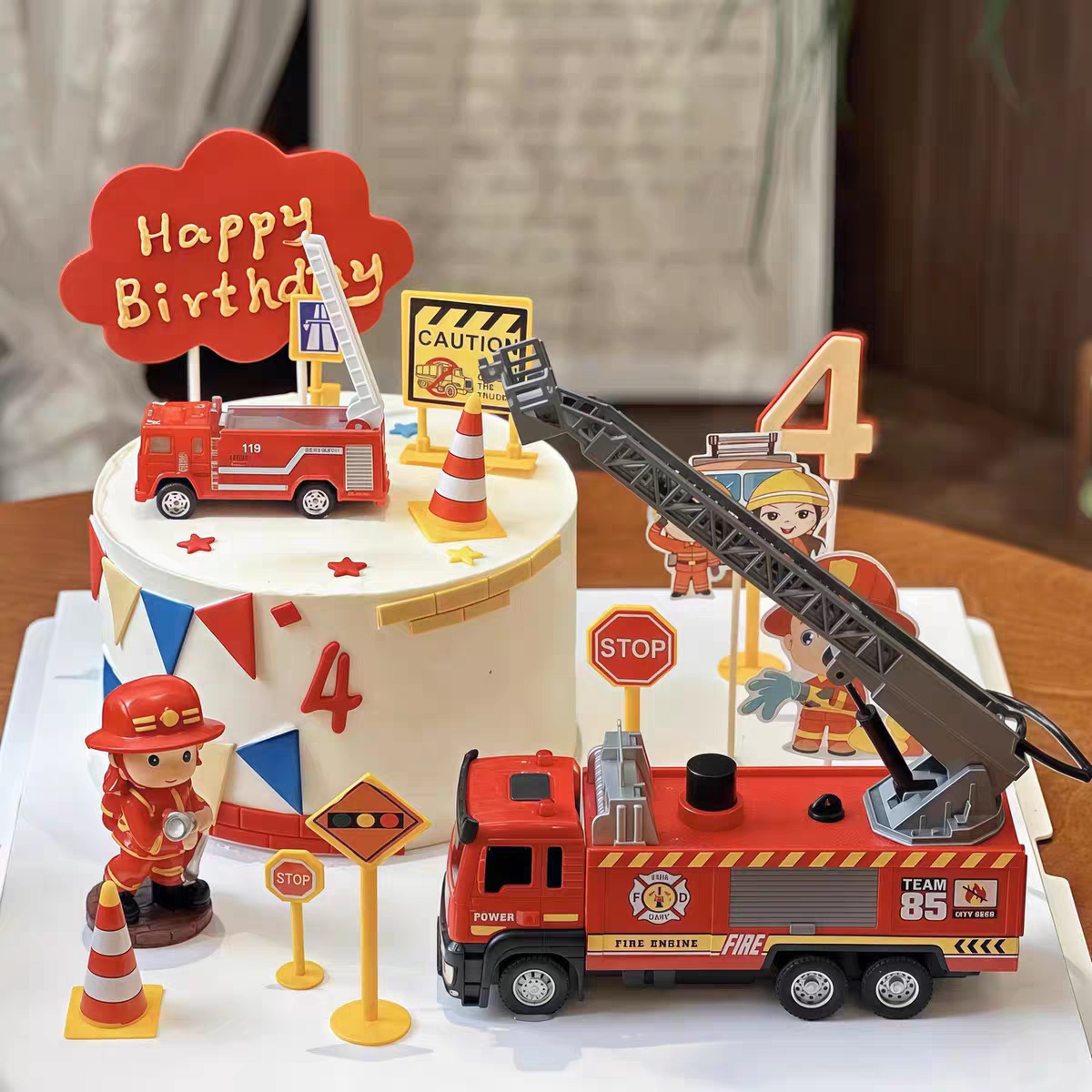 儿童生日甜品装扮摆件消防主题蛋糕装饰灭火云梯车消防车消防员