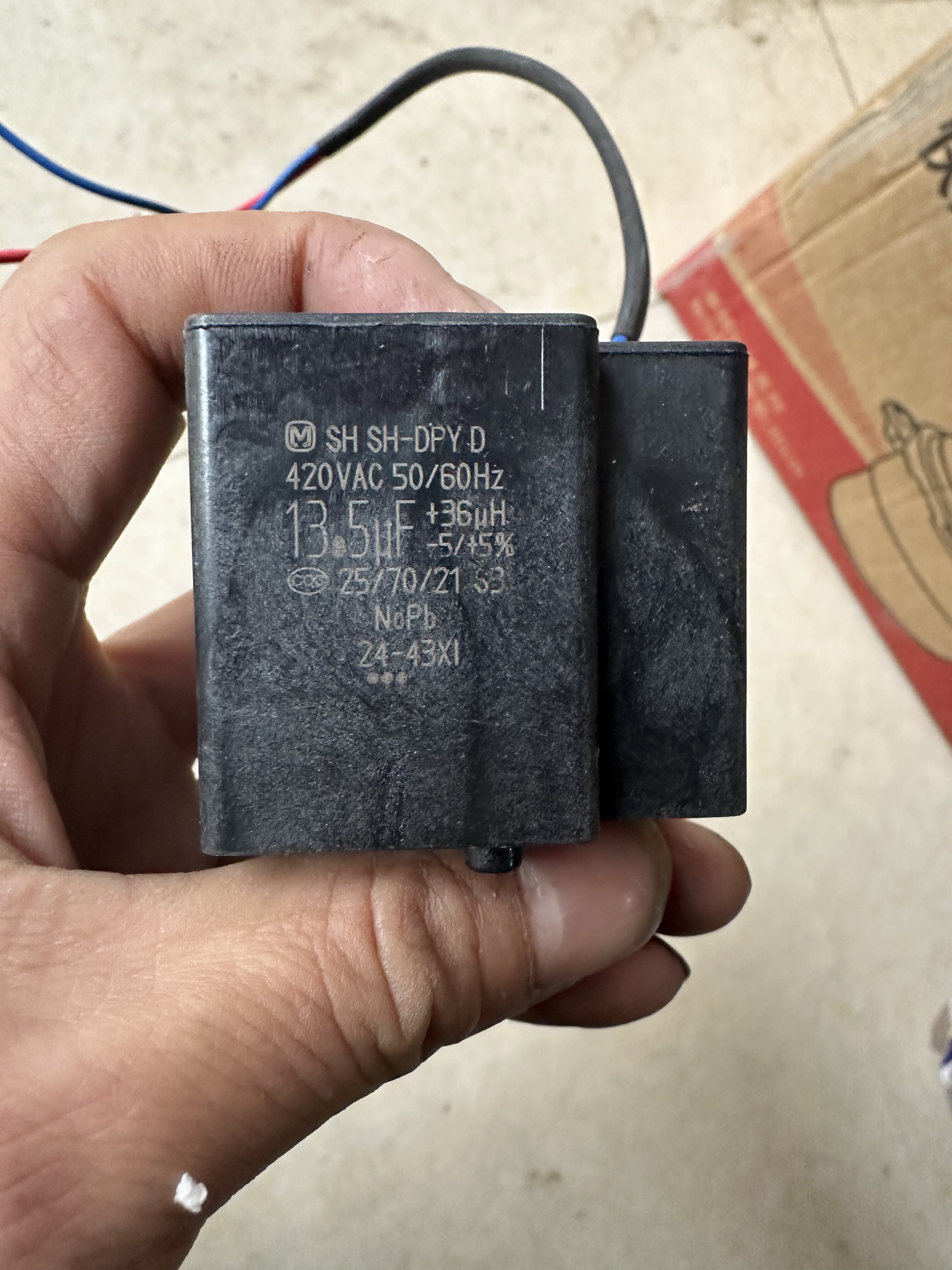 适用松下洗衣机XQB80-Q8521/T8521/T8221/T8G2F启动电容配件13.5