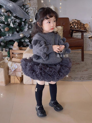 周岁女童搭配酒红tutu裙上衣毛球球套头毛衣凸凸裙套装蓬蓬裙礼盒