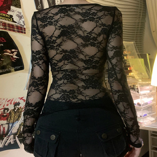 蕾丝拼接露背短显瘦打底上衣 Lace Patchwork Backless Crop Top