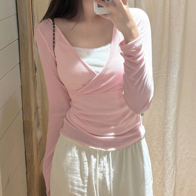 甜美少女温柔风气质优雅V领假两