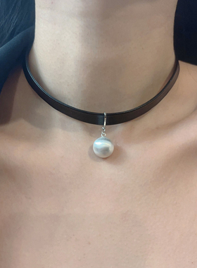 拉丝圆球皮革小众高级感锁骨颈链