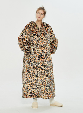 Hooded lazy blanket cover with thickened leopard print卫衣