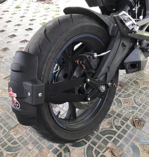 春风650 400 MT650宝马 F700 800 R 改装后挡泥板后盾后轮挡水板