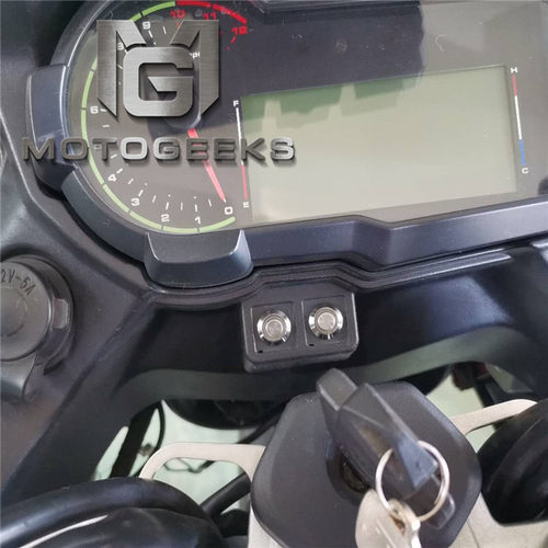 MOTOGEEKS 适用于 凯越500X 射灯/辅助灯防水开关