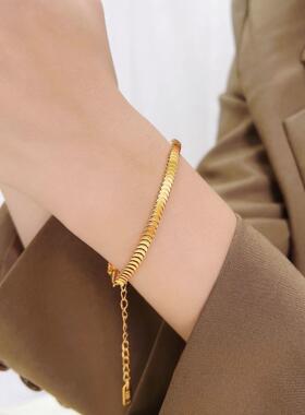 保色金色鱼鳞手链女鱼鳞片片闪亮年年有余鱼骨蛇骨网状粗手饰新款