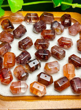 天然红胶花双尖六棱柱配珠 红黄胶花散珠隔珠手工DIY手链配件饰品