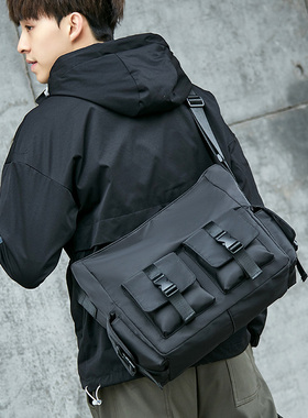 法国Mlcanl Kons单肩斜挎包手提男生简约百搭韩版机能骑行背包男