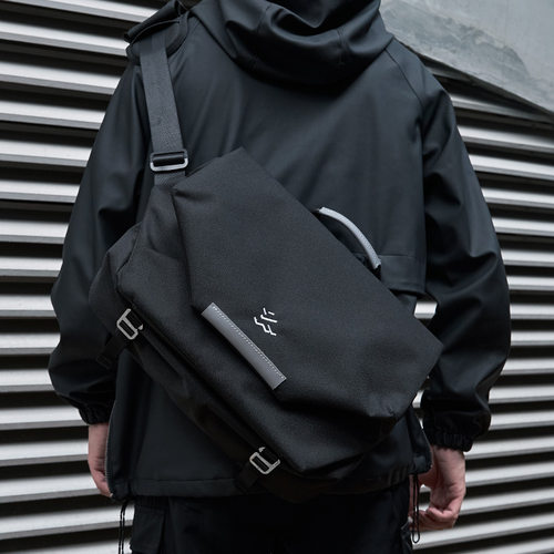 MlCANlKONS16英寸电脑单肩包