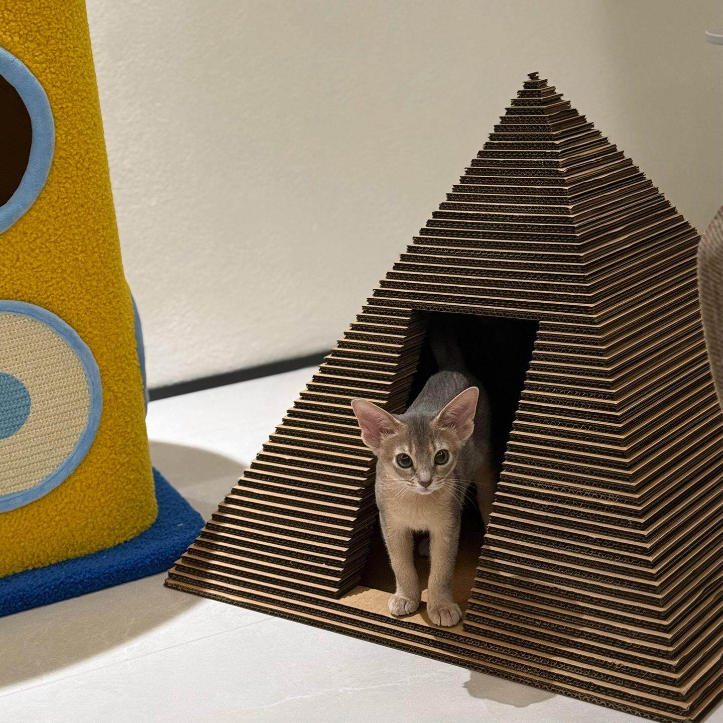 埃及金字塔猫窝猫抓板耐磨不掉屑四季通用立式猫爬架宠物猫咪用品