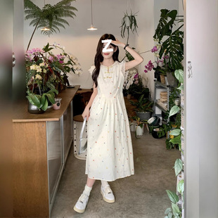 夏季 设计感背心裙子 2025甜美碎花盘扣连衣裙女新款 收腰显瘦中长款