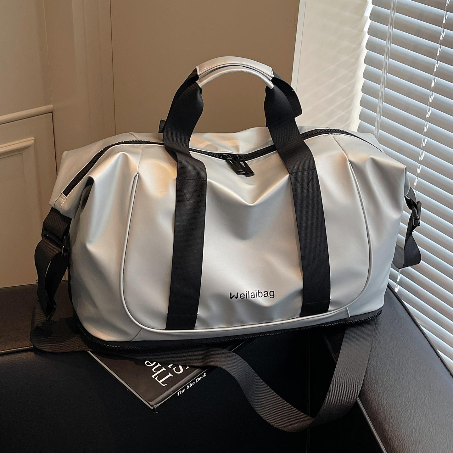 短途旅行包大容量轻便运动行李袋