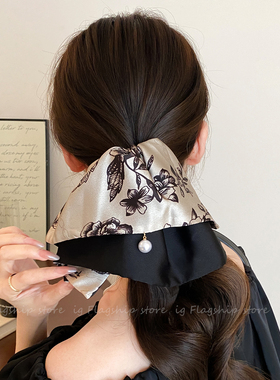 发夹女2025新款高端缎面裙摆低马尾夹高级感蝴蝶结后脑勺抓夹头饰