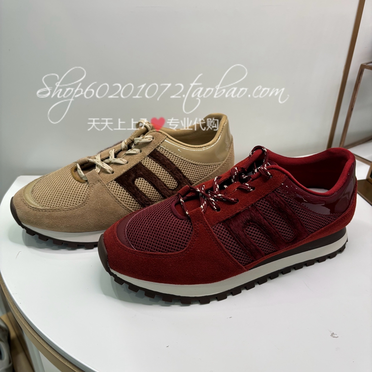 百丽2025春季女鞋网面阿甘德训鞋