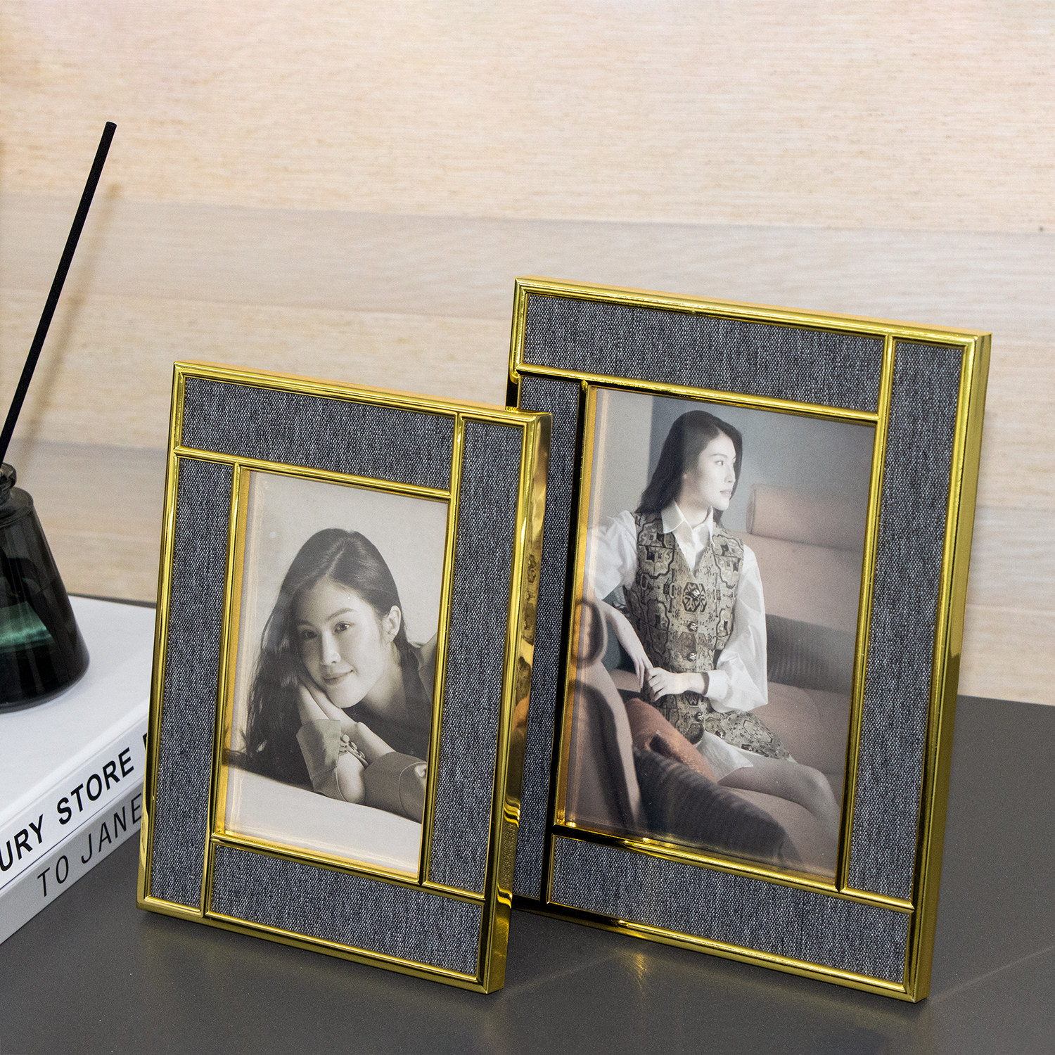 现代简约欧式风金属边框相框摆台桌面装饰品卧室书房摆件清仓甩卖,家居饰品,相框/画框,淘宝优惠券,粉丝福利购,淘宝优惠卷