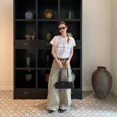 le rouge周美美【15号晚8点新品】浅绿色翻盖口袋砂洗工装牛仔裤