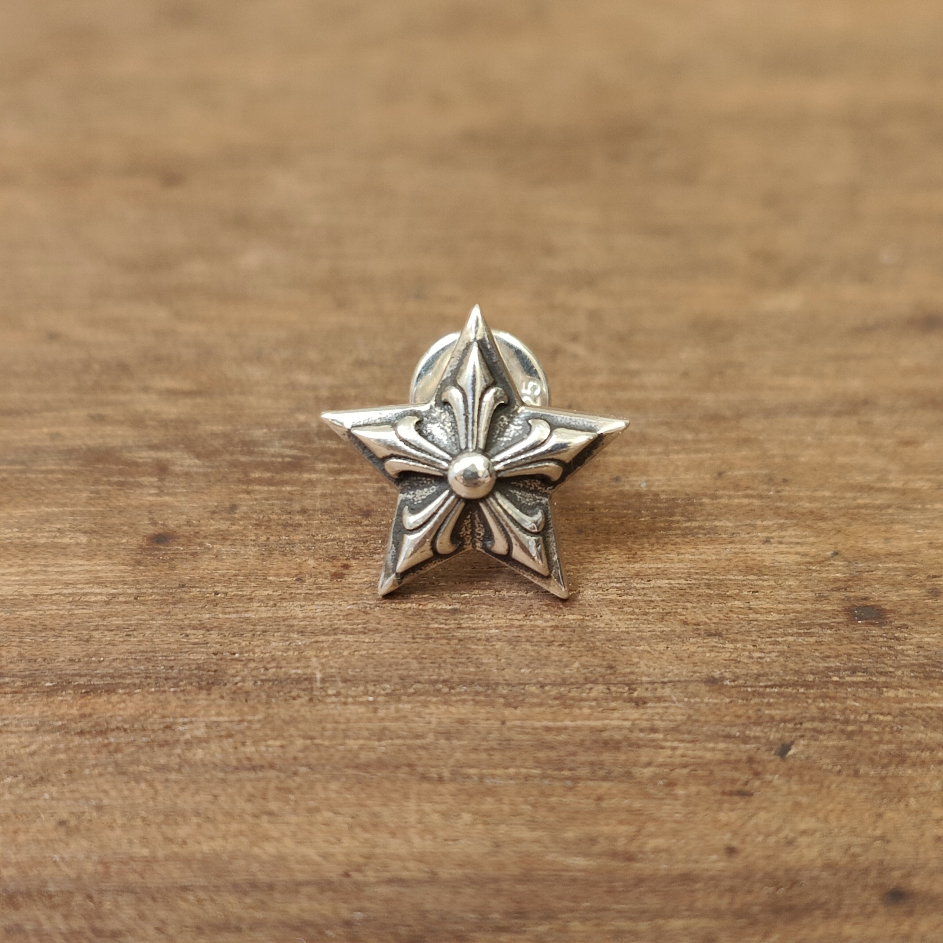 S925纯银Black Luxurious做旧五角星鸾尾花明星网红ins经典耳钉