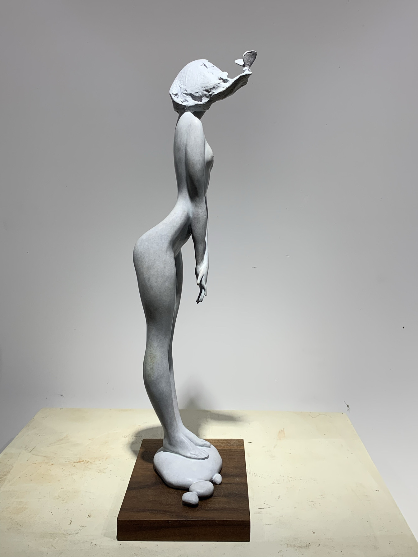 现代简约女人体 酒店装饰品雕刻艺术品摆件 铸造铜原创艺术摆件