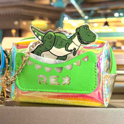 抱抱龙零钱包钥匙扣上海迪士尼