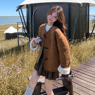 现货 554P205K318 羊羔毛两面穿麂皮绒皮毛一体短外套女2C325