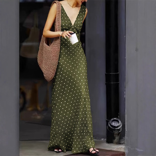 欧美风复古缎面波点连衣裙气质法式系带收腰显瘦V领无袖女式长裙