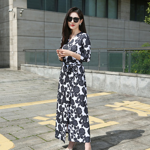 连衣裙PG 黑色印花冷艳系气质V领长款 DVF裹身裙2026 法式 高端新品