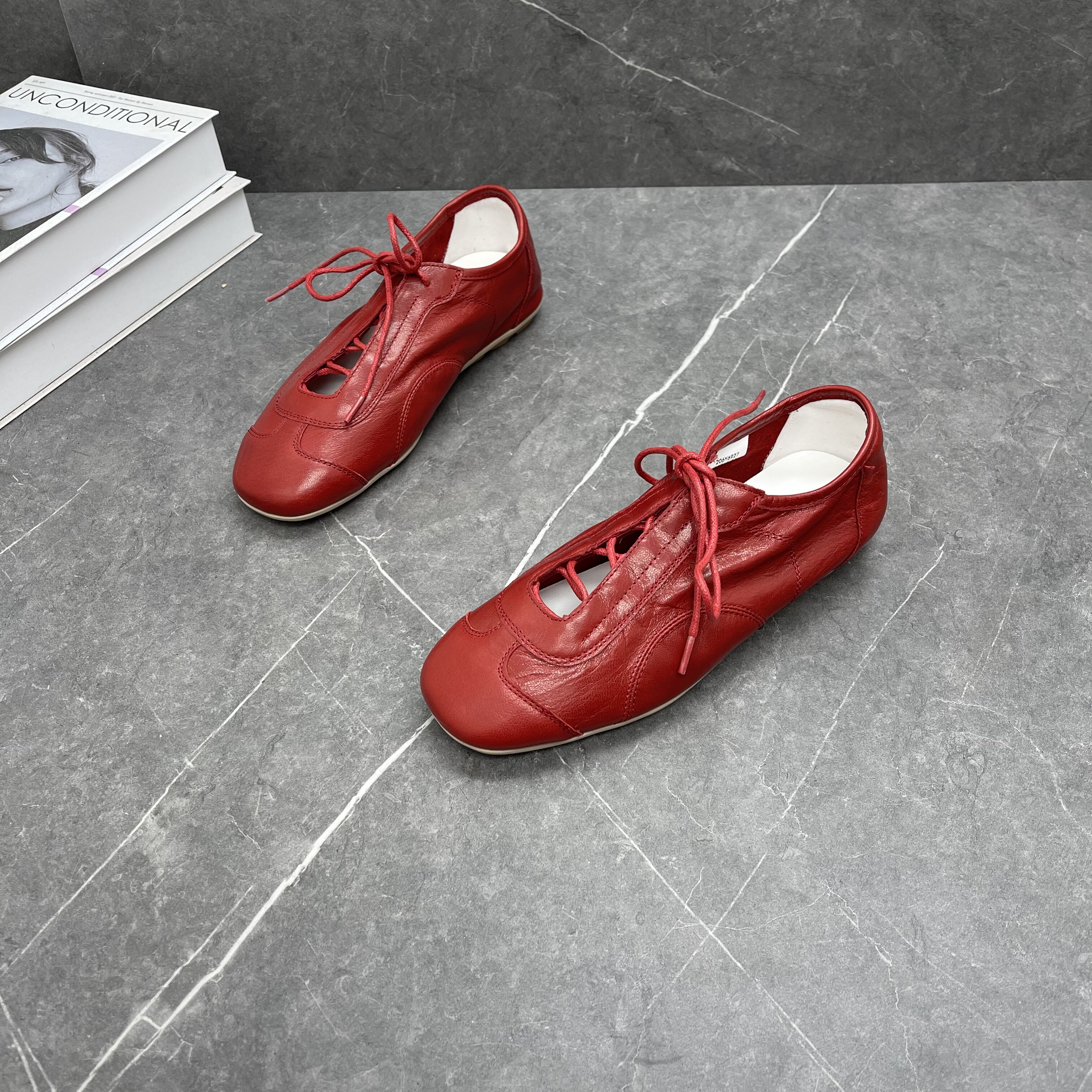 羊皮软底系带德训鞋女2026春季新款真皮不累脚舒适百搭运动休闲鞋